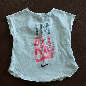 Nike t-shirt size 2T